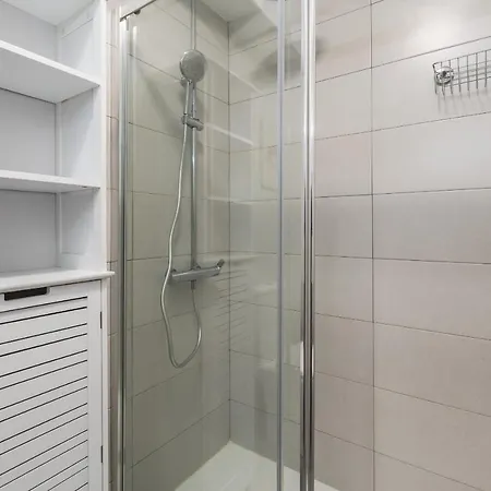 Hopstays - Musica شقة