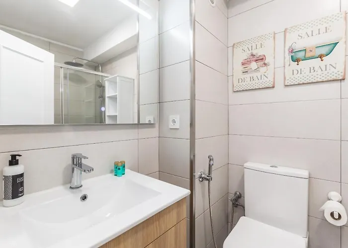 Hopstays - Musica Apartman Porto